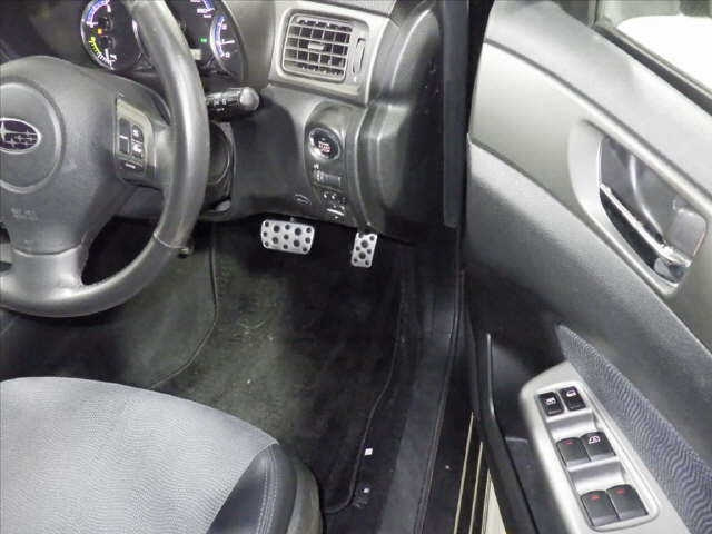 SUBARU EXIGA 2011