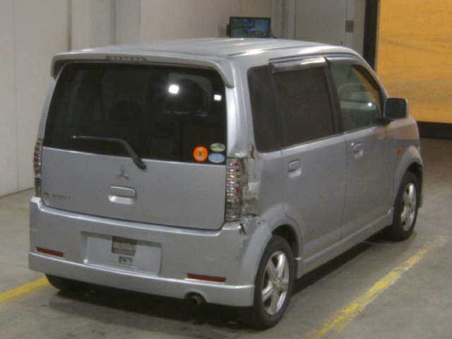 MITSUBISHI EK SPORTS 2010