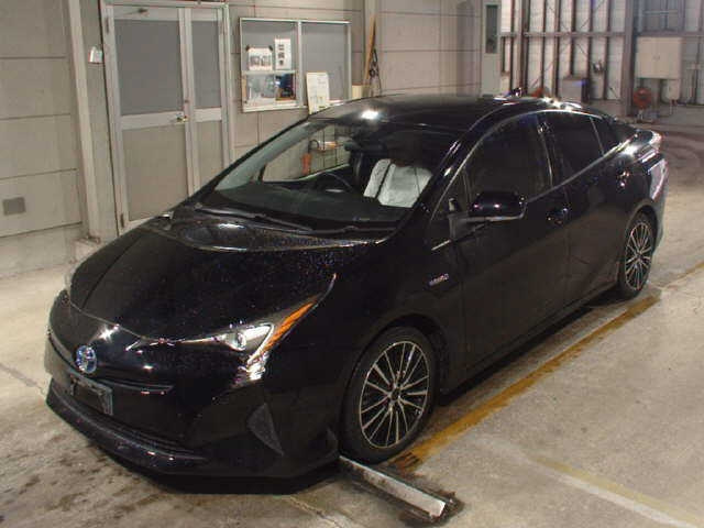 TOYOTA PRIUS 2016