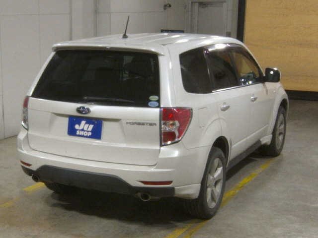 SUBARU FORESTER 2010