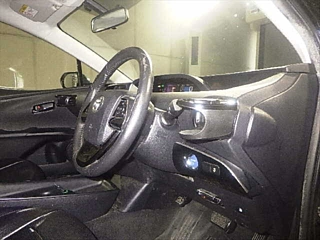 TOYOTA PRIUS 2016
