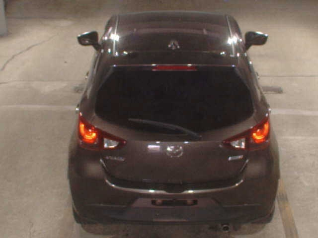 MAZDA DEMIO 2016