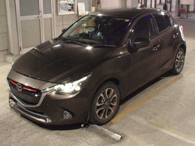 MAZDA DEMIO 2016