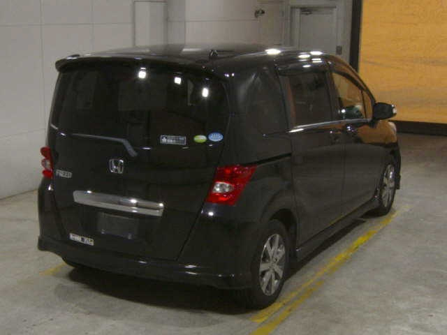 HONDA FREED 2009