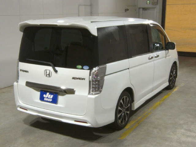 HONDA STEP WAGON 2013