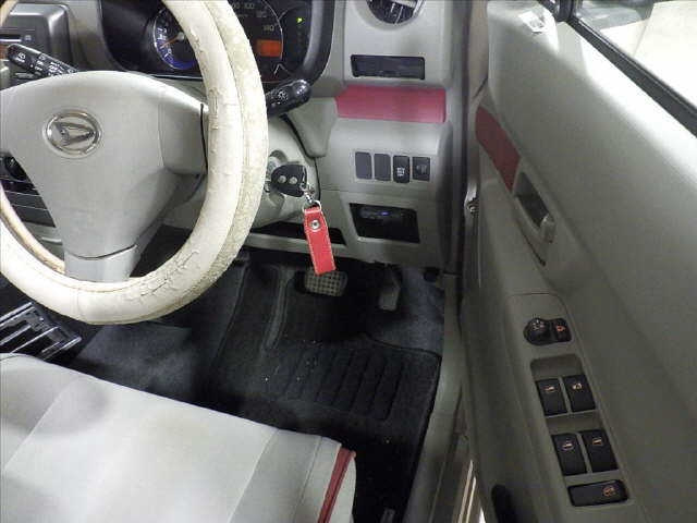 DAIHATSU MOVE CONTE 2012