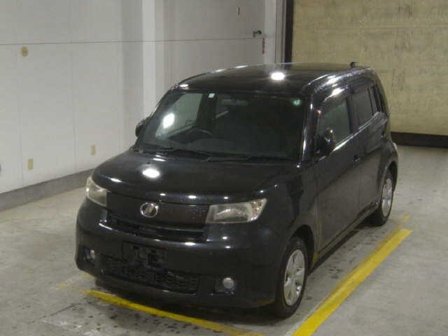 TOYOTA BB 2009