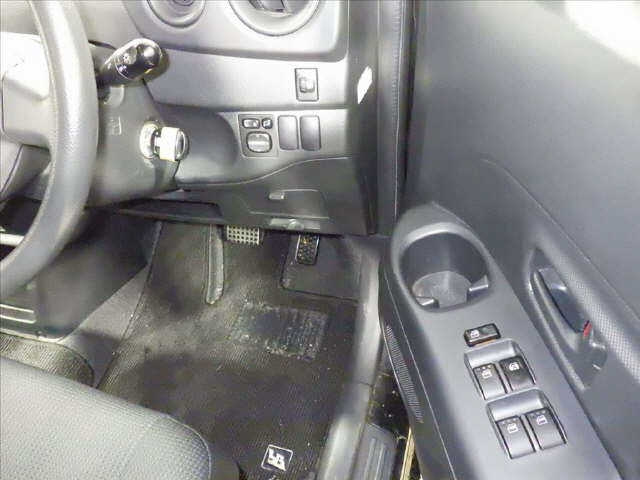 TOYOTA BB 2009