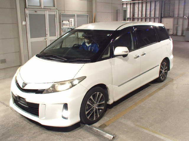 TOYOTA ESTIMA 2013