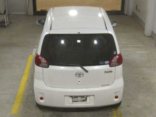 TOYOTA PORTE 2008