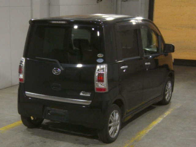 DAIHATSU TANTO EXE 2010