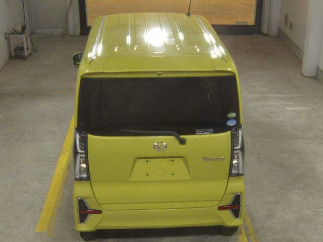 DAIHATSU TANTO 2019