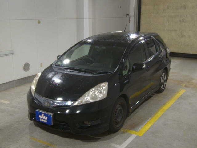 HONDA FIT SHUTTLE 2013