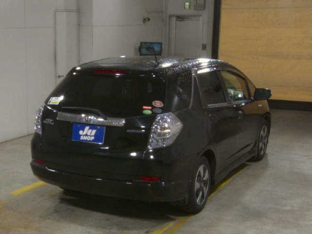 HONDA FIT SHUTTLE 2013