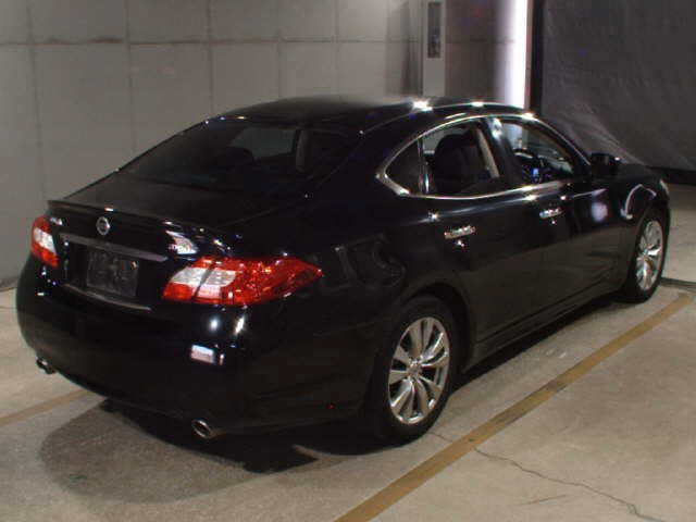 NISSAN FUGA 2012