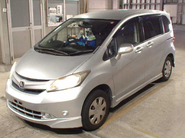 HONDA FREED 2008
