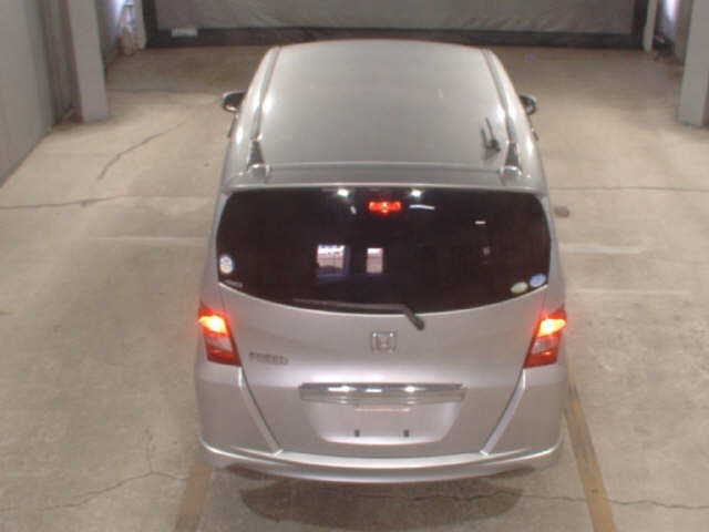 HONDA FREED 2008