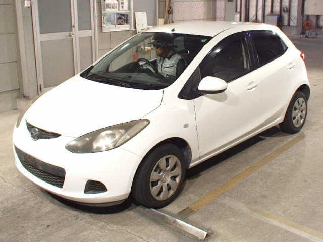 MAZDA DEMIO 2011