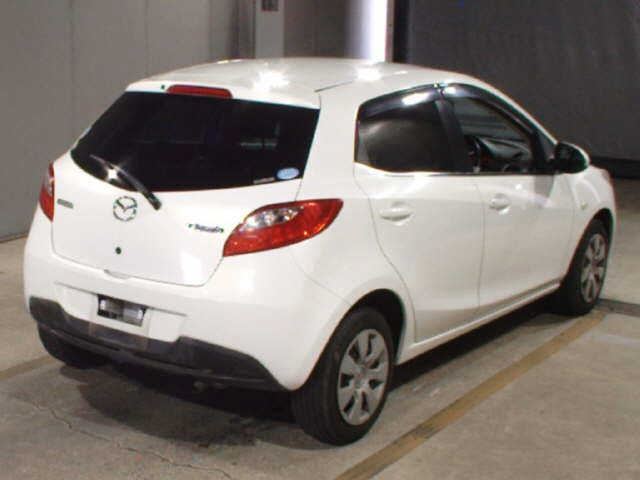 MAZDA DEMIO 2011