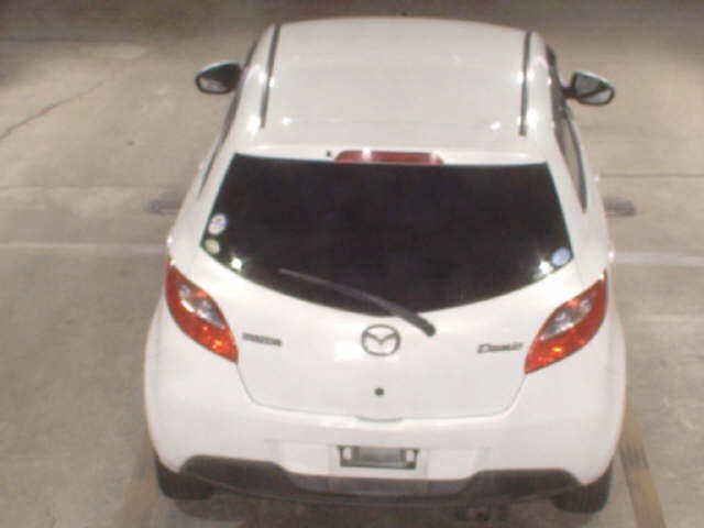 MAZDA DEMIO 2011