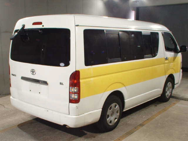 TOYOTA HIACE 2008