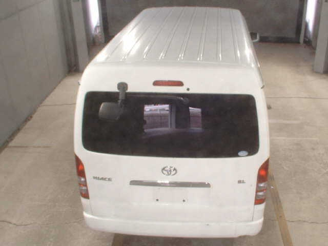 TOYOTA HIACE 2008