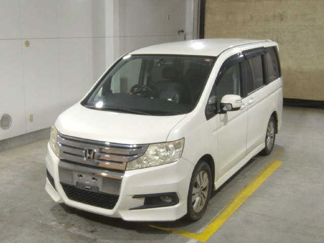 HONDA STEP WAGON 2010
