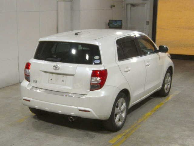 TOYOTA IST 2009