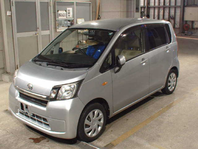 DAIHATSU MOVE 2014