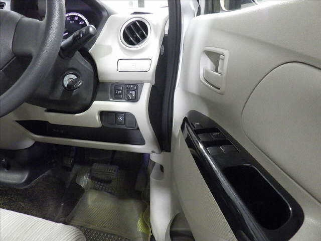 MITSUBISHI EK WAGON 2013