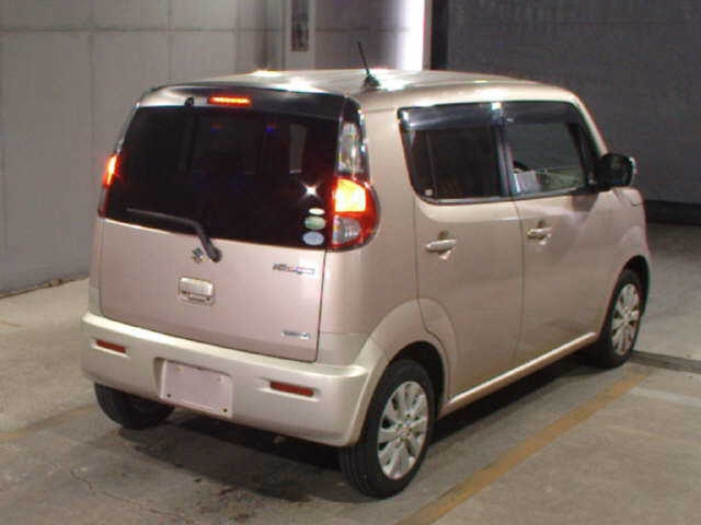 SUZUKI MRWAGON 2013