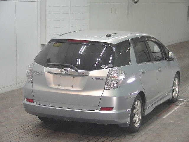 HONDA FIT SHUTTLE 2011