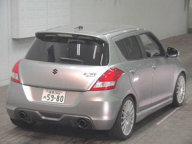SUZUKI SWIFT 2012