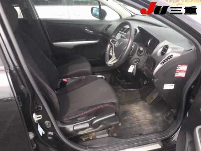 HONDA STREAM 2010
