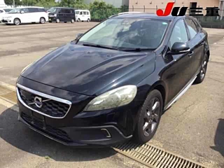 VOLVO V40 2014