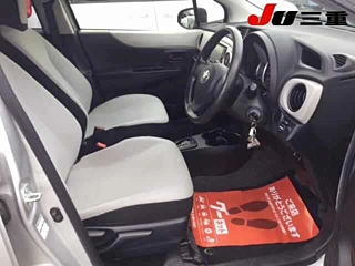 TOYOTA VITZ 2014