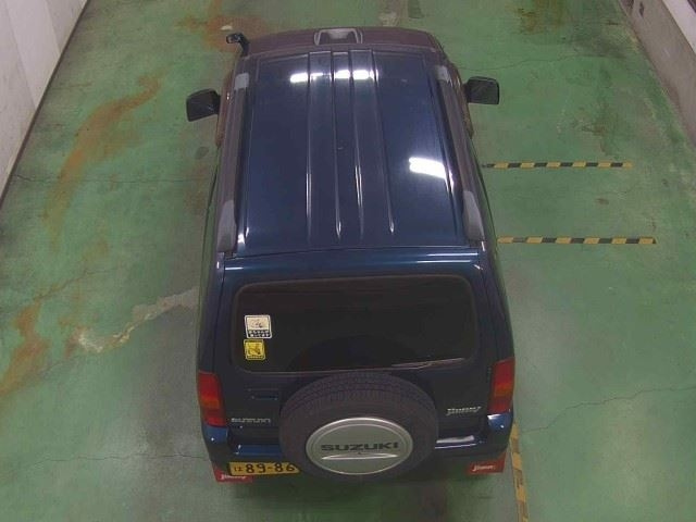 SUZUKI JIMNY 2011