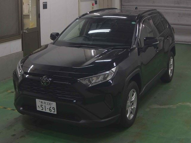 TOYOTA RAV4 2021