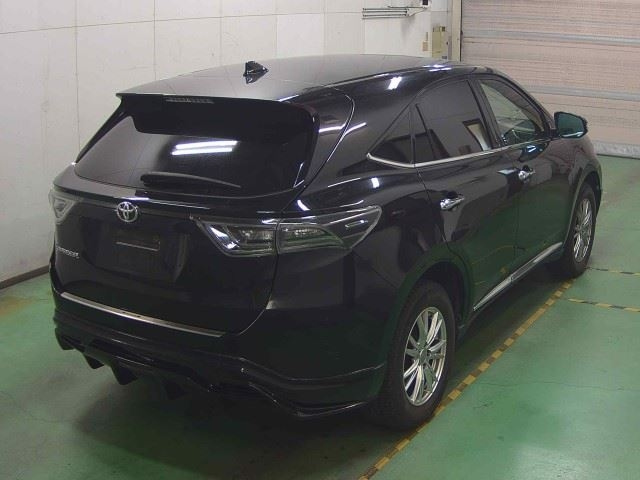 TOYOTA HARRIER 2014