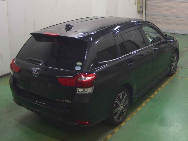 TOYOTA COROLLA FIELDER 2015