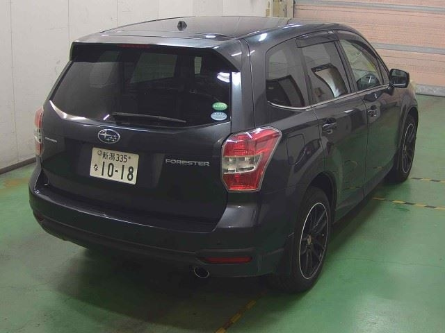 SUBARU FORESTER 2014