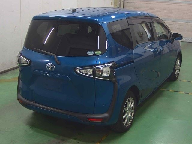 TOYOTA SIENTA 2019