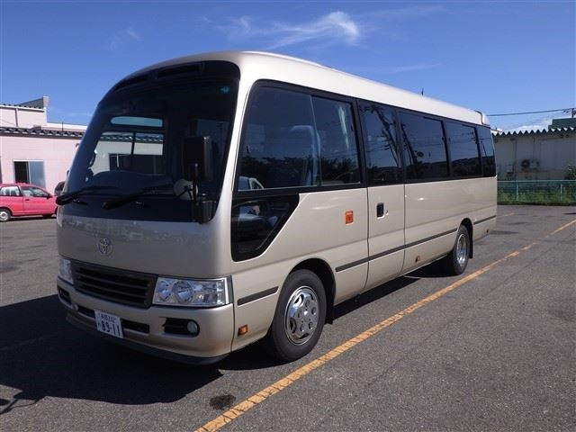 TOYOTA COASTER 2015