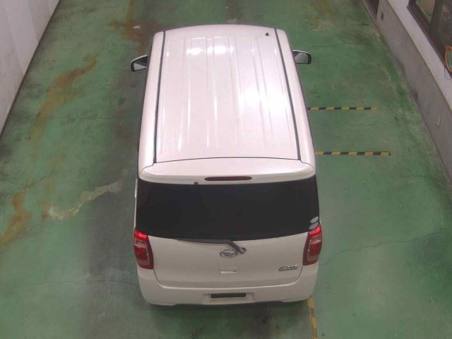 DAIHATSU TANTO EXE 2010