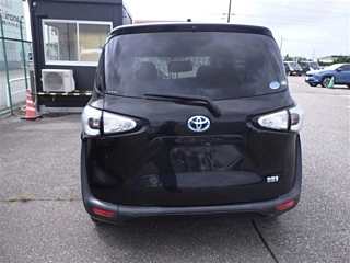 TOYOTA SIENTA 2016