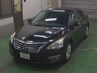 NISSAN TEANA 2015