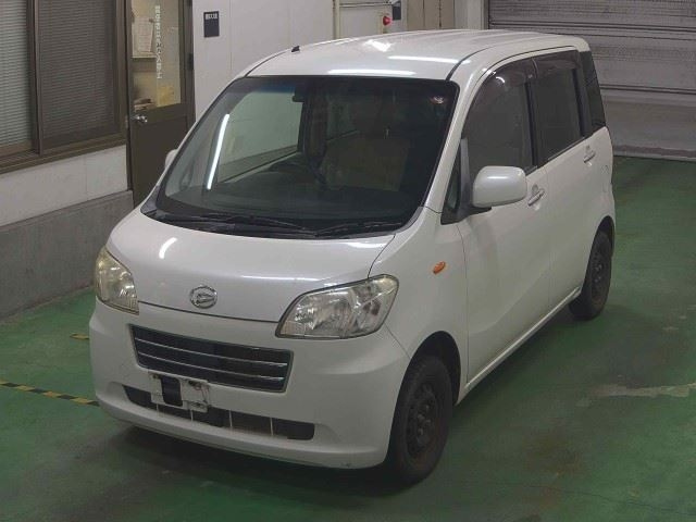 DAIHATSU TANTO EXE 2010