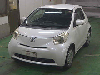 TOYOTA IQ 2010