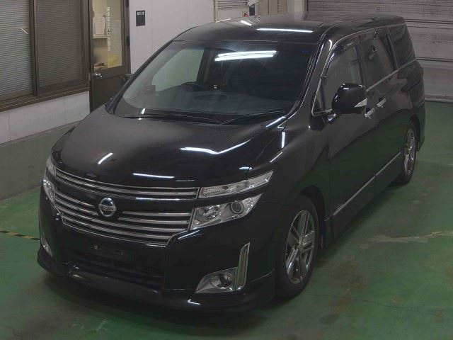 NISSAN ELGRAND 2010