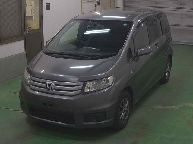 HONDA FREED 2011